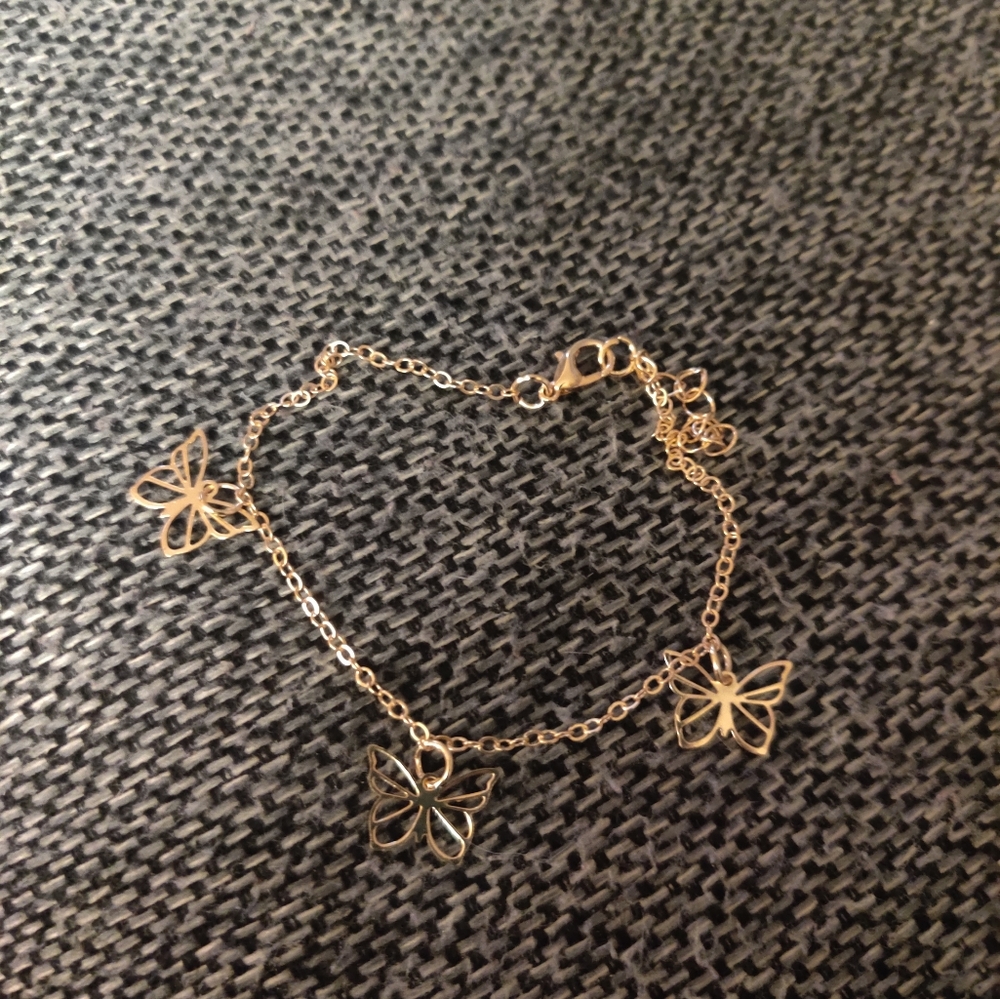Elegant Gold Butterfly Charm Bracelet